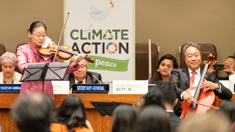 Midori Goto (left) and Yo-Yo Ma, UN Messengers of Peace, perform at the student observance of the International Day of Peace.